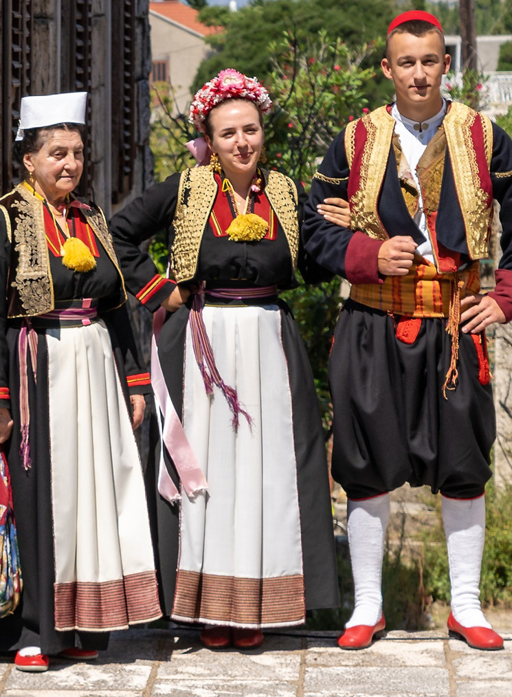Tradicija mladenci i Žena